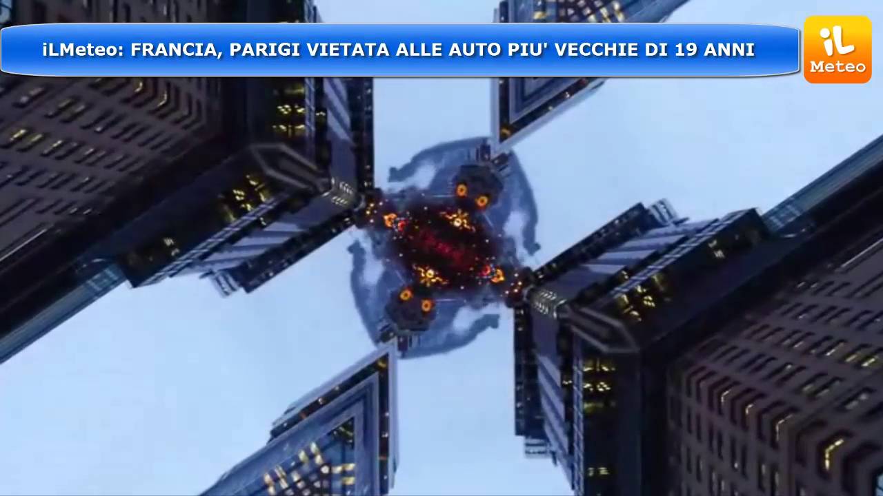 FRANCIA, PARIGI VIETATA ALLE AUTO PIU' VECCHIE DI 19 ANNI