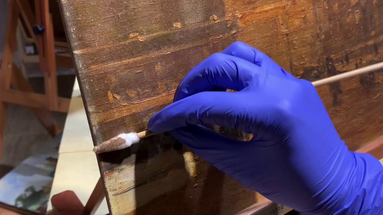 Remoção de verniz oxidado