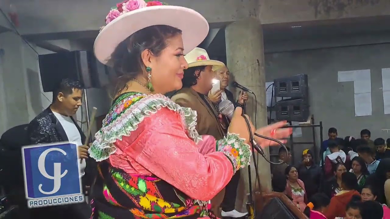 CARLOS ALVAREZ TORRES  & JANETH SALINAS (muzga _ paccho ) virgen candelaria 2023
