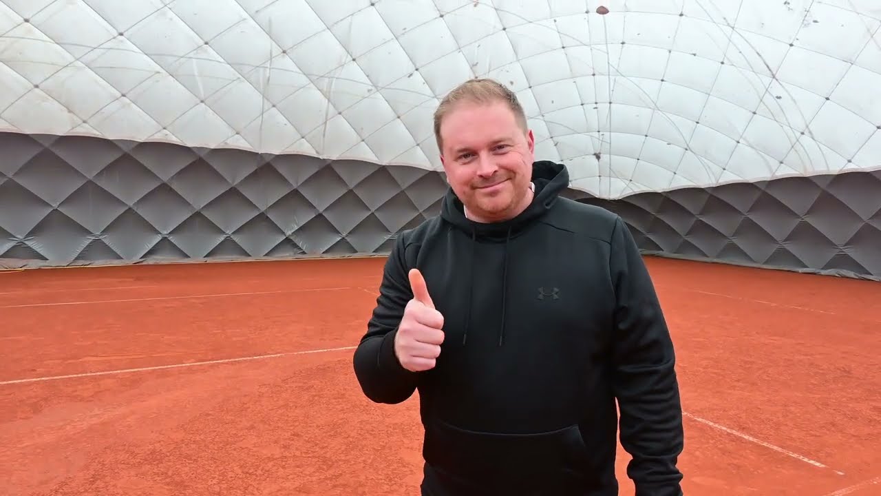 Tennis-Platzpflege