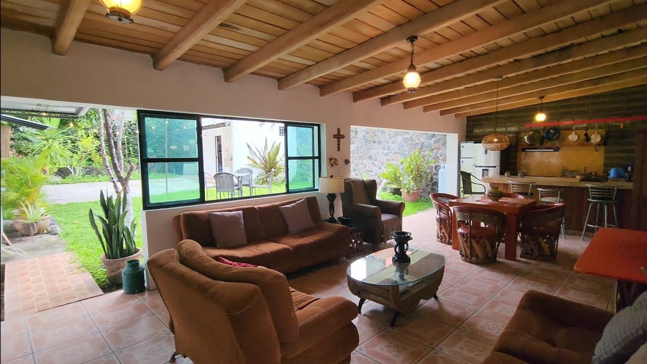 Hermosa y céntrica CASA DE CAMPO en venta en MONTITLÁN, Colima.