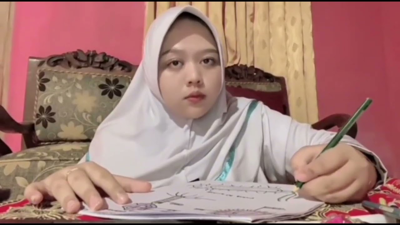 TUGAS PRAKTIKUM MENGGAMBAR DAN MENJELASKAN AGEN INFEKSIUS (BAKTERI DAN VIRUS) MATKUL IDK
