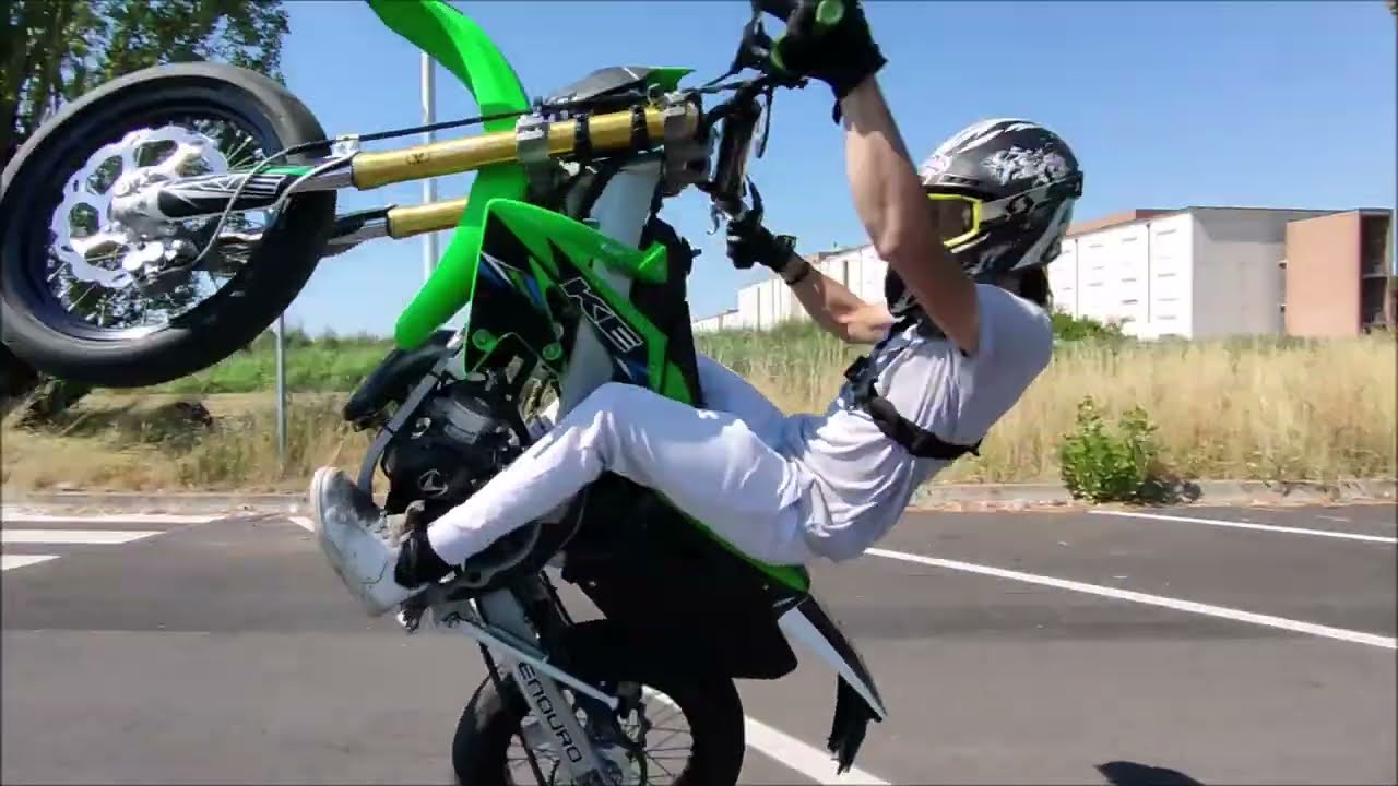 VENT BAJA TOP TPR 86 MOTARD di @magic__helmet - STUNTS & WHEELIES BALTIMORE STYLE