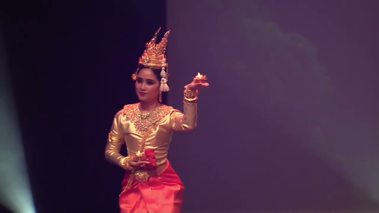 Miss Cambodge en France 2024 - Ballets khmers