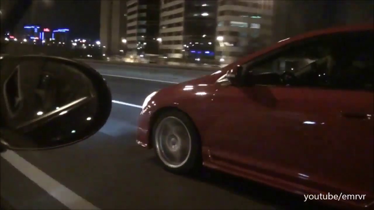 FN2 Civic Type R (FlashPro) vs EP3 Civic Type R(Mugen)