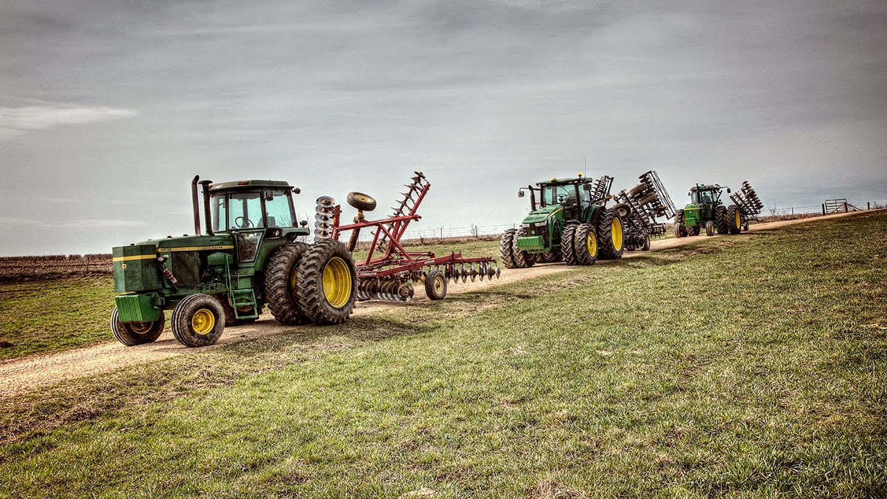 Three's Company! - Spring Tillage - John Deere 4630, 4640, 8235R