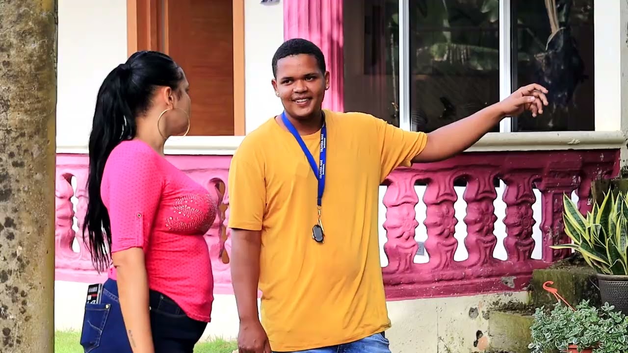 Trataba mal a su empleado sin imaginar que era hijo del dueño