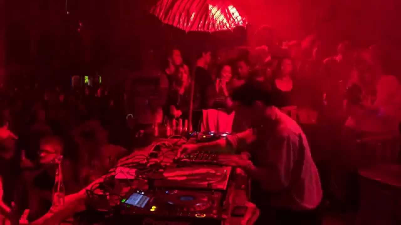 HUNEE - CARTEL X PLAK AT THE BEACH 2015