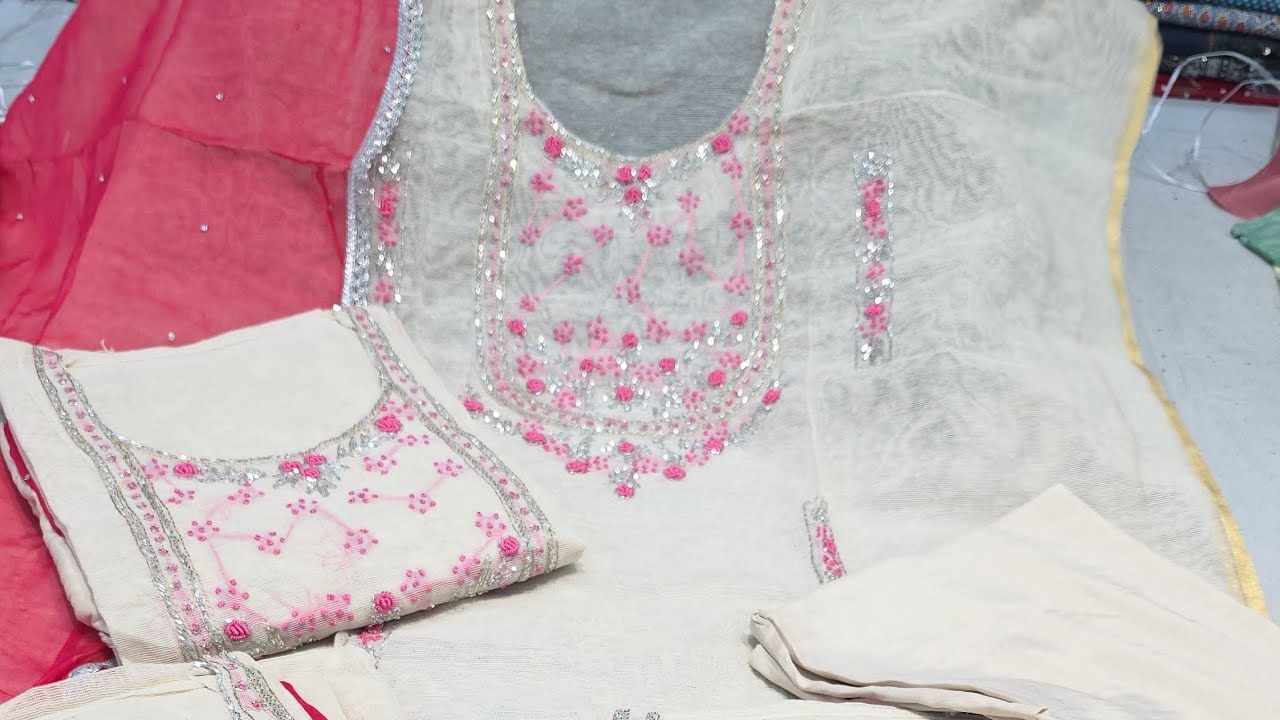 DESIGNER BOUTIQUE SUITS..ONLY WHATSAPP      ORDER NO.  95558_65558..  95558_40005