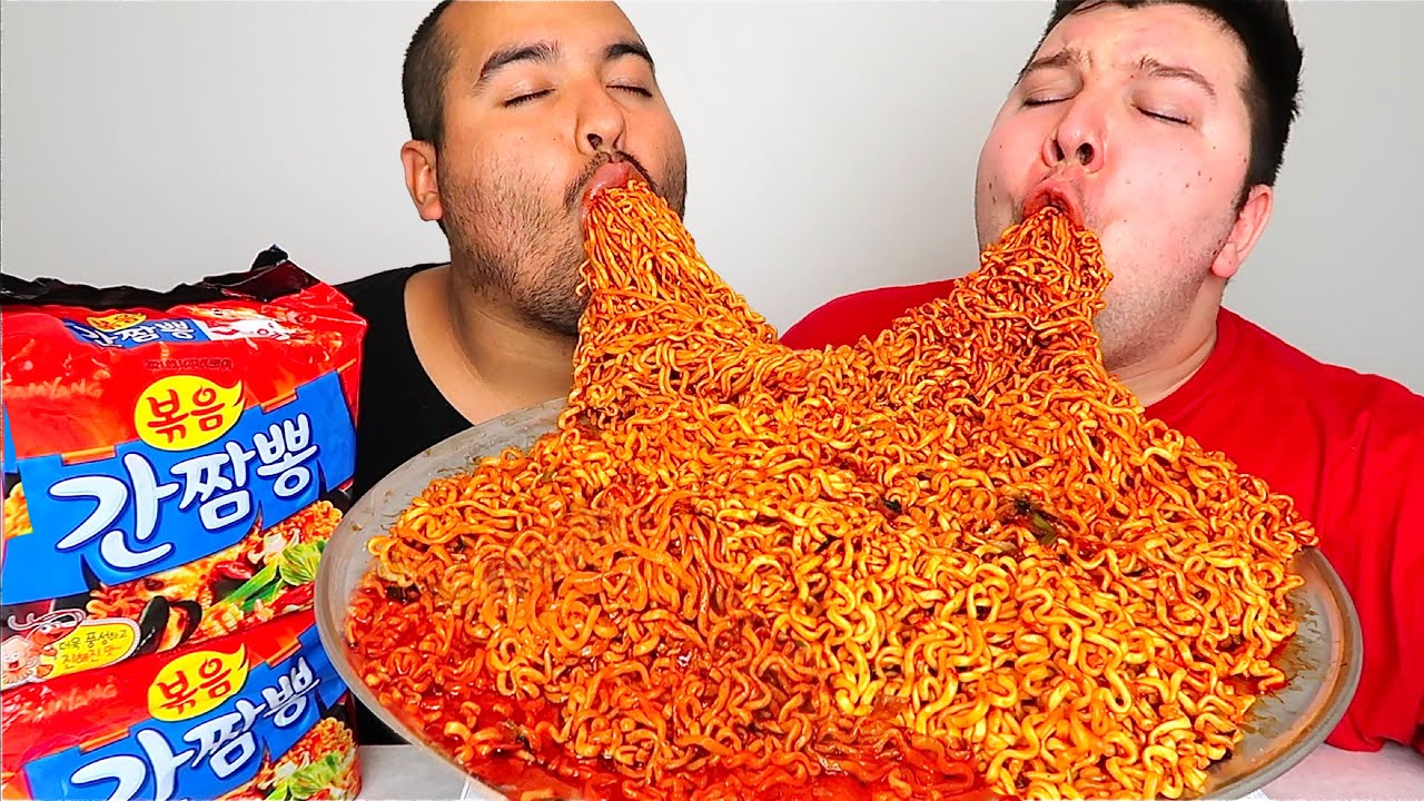 CHEESY SPICY KOREAN 'JJAMPPONG' SEAFOOD FIRE RAMEN NOODLES 짬뽕 라면 먹방 • Mukbang & Recipe