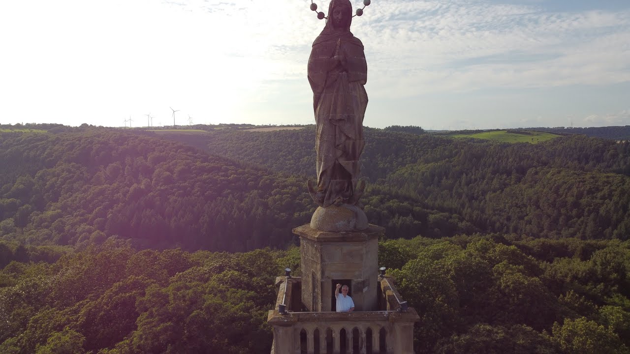 Maria Himmelfahrt mit Pater Aloys auf der Mariensäule