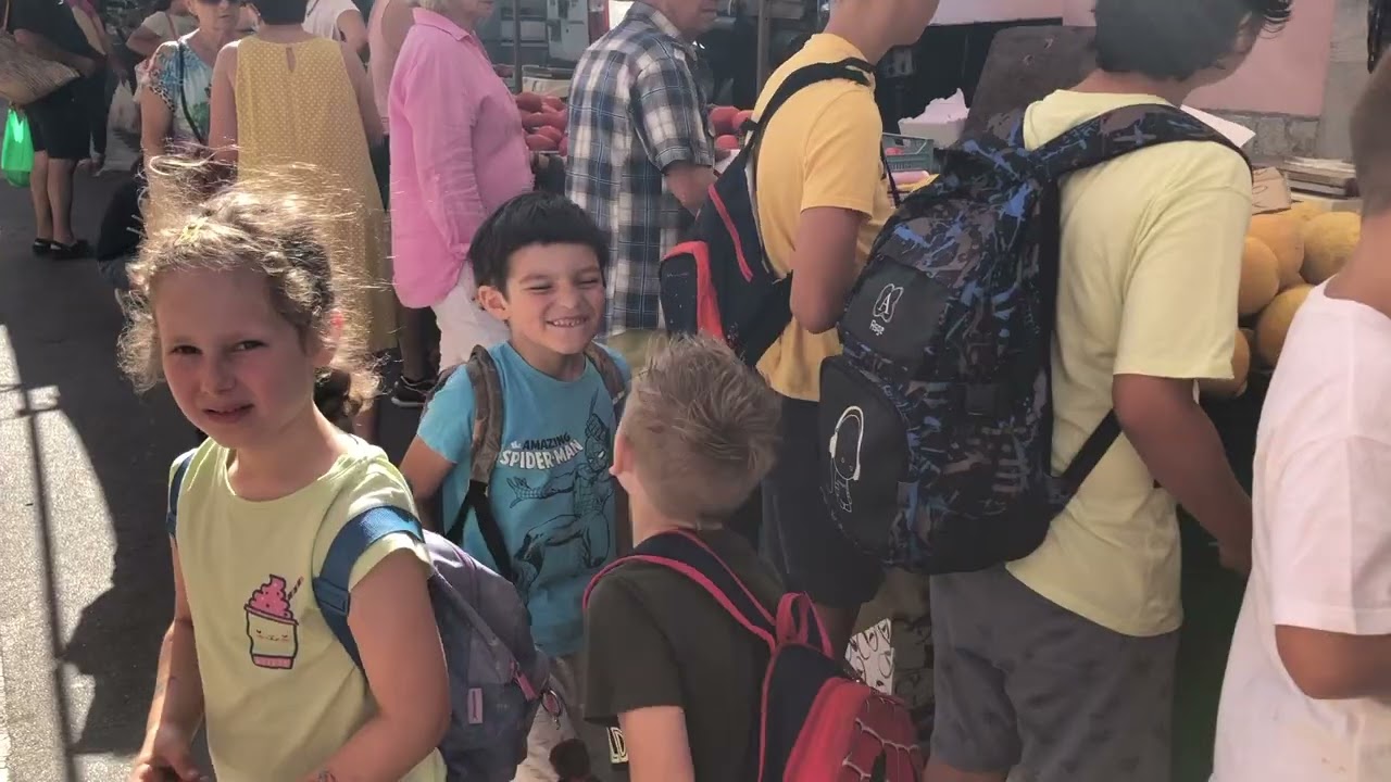 AL MERCAT (CEIP SES QUARTERADES)
