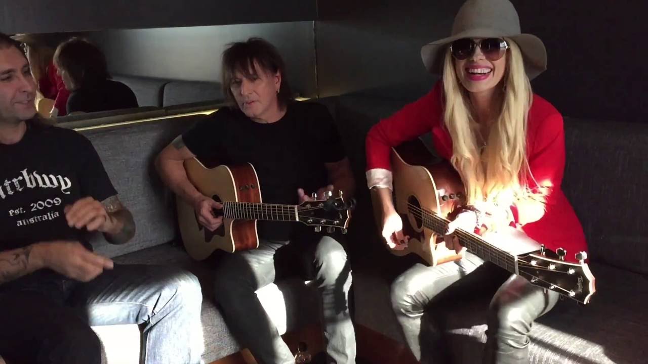 RSO - Richie Sambora & Orianthi Australian MTRBWY interview & performance 2016