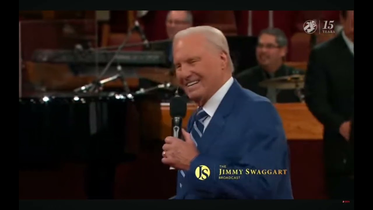 Lillie Knauls/FWC Resurrection Choir & Singers | By His Blood Medley |Thanksgiving Campmeeting 2015