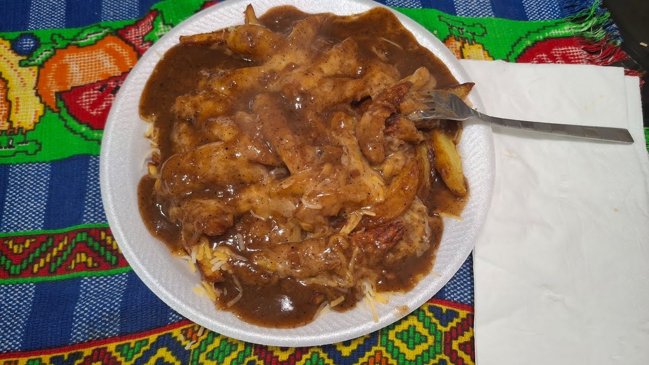 Chili  cheese fries/papas con queso y chili