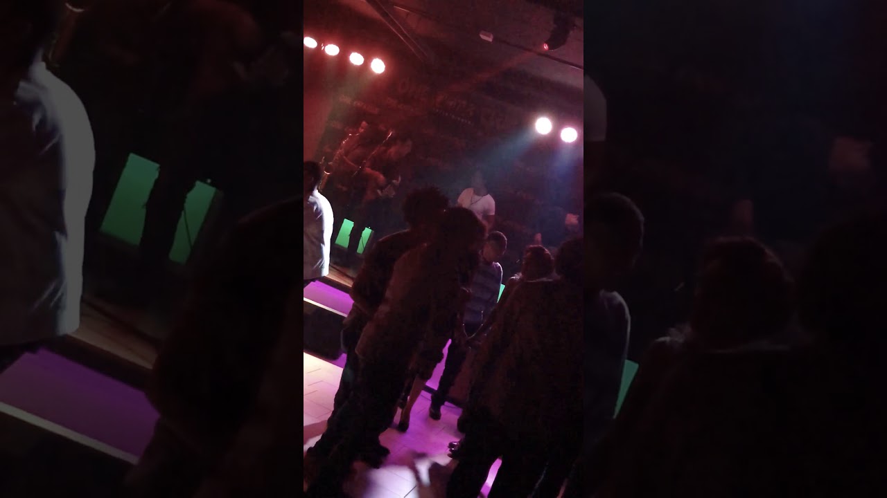 Gagu with one love band