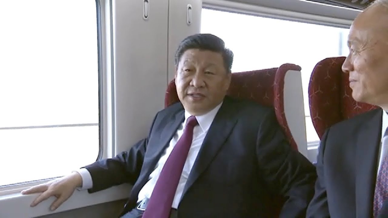 President Xi takes airport express to opening of Beijing&rsquo;s new airport