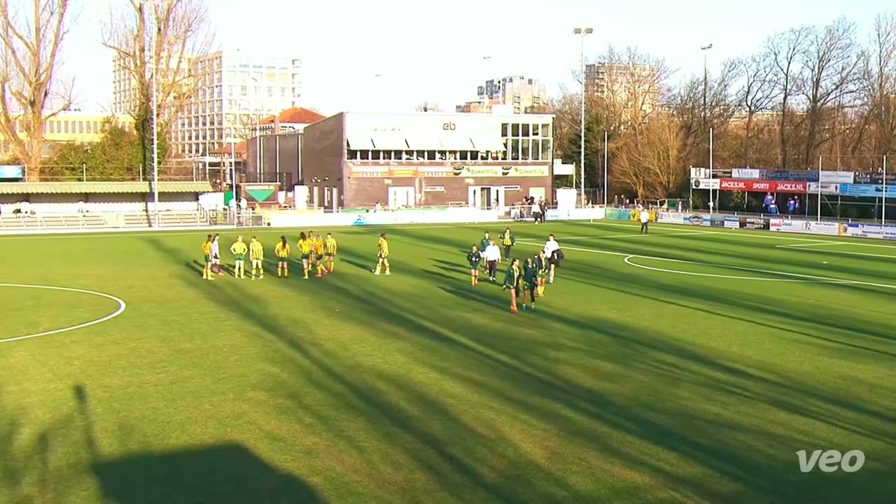 Amy jong ado vrouwen jong psv vrouwen