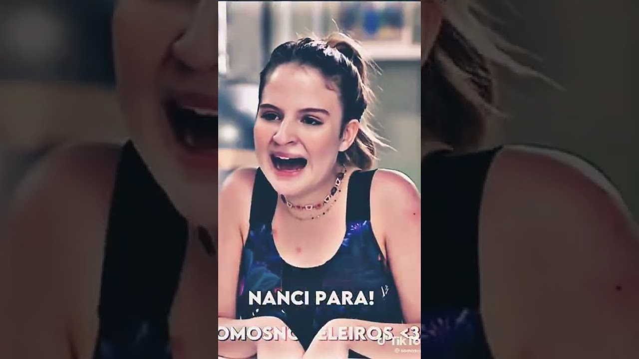 Poliana cresce mas n&atilde;o muda kkkkk