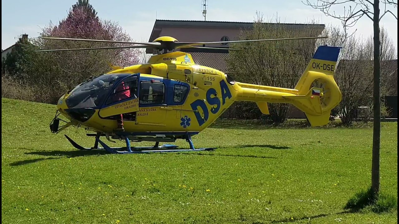 🇪🇺 Eurocopter EC 135 🇨🇿  OK - DSE Kryštof 06 LZS HRADEC KRÁLOVÉ