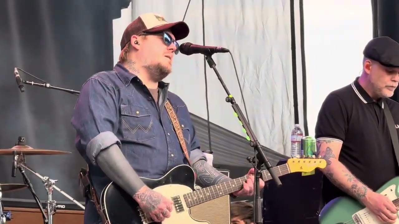 The Gaslight Anthem - “Here’s Looking at You, Kid”