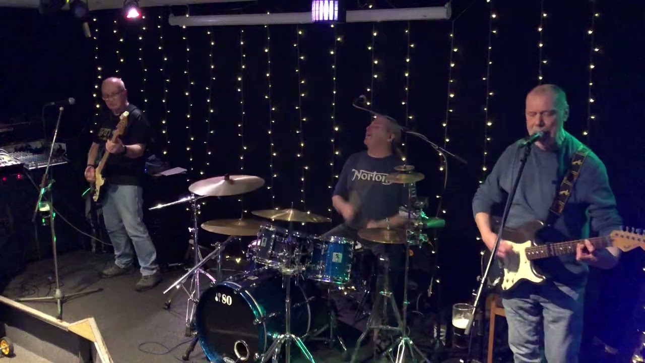 Red Rock at The Ashton Jubilee Club 23/1/26 ( Times Like These )