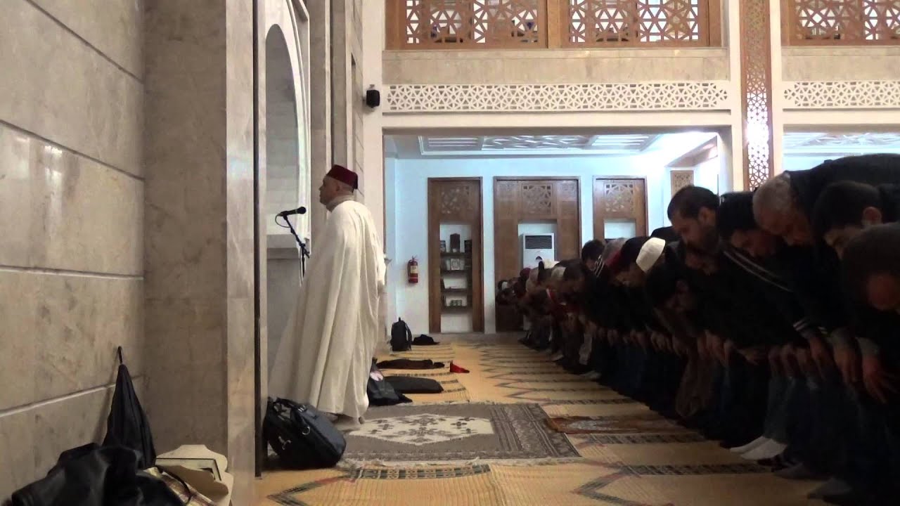 صلاة العشاء من جامع البشرى للشيخ محمد مشفر 10 02 2016