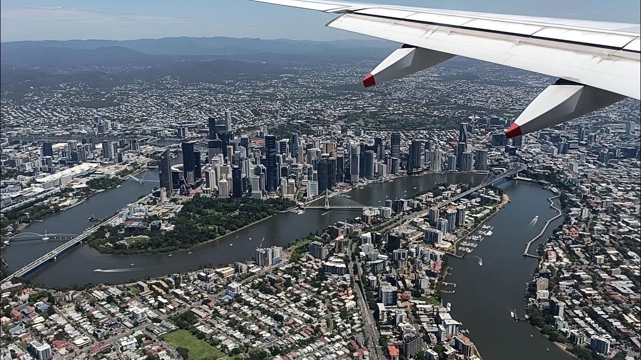 Landing at Brisbane Airport | Singapore Airlines | Airbus A350-900