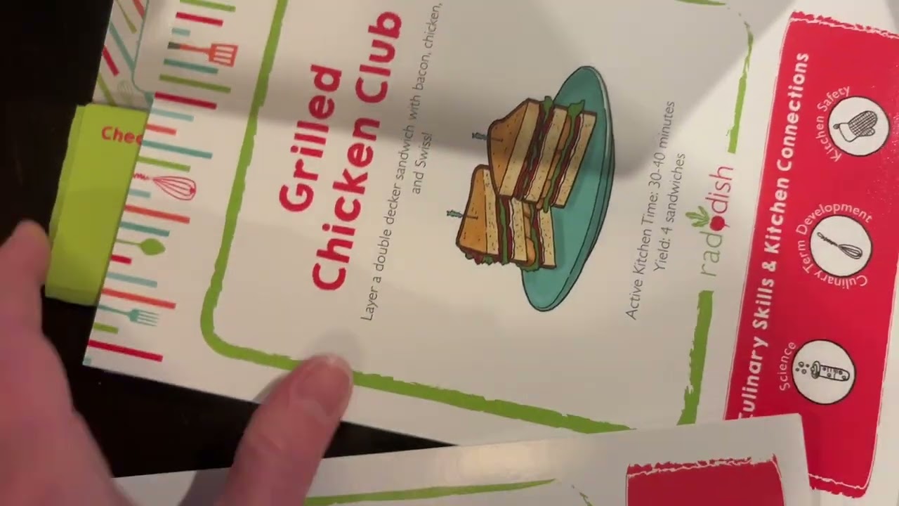Raddish Kids: Kitchen Kids Cafe unboxing