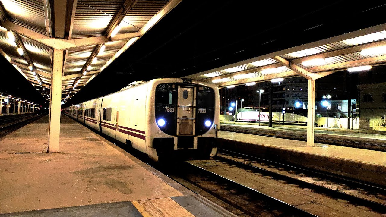 RENFE TALGO VII ENTRANDO DE COLA EN VALENCIA NORD [4K]
