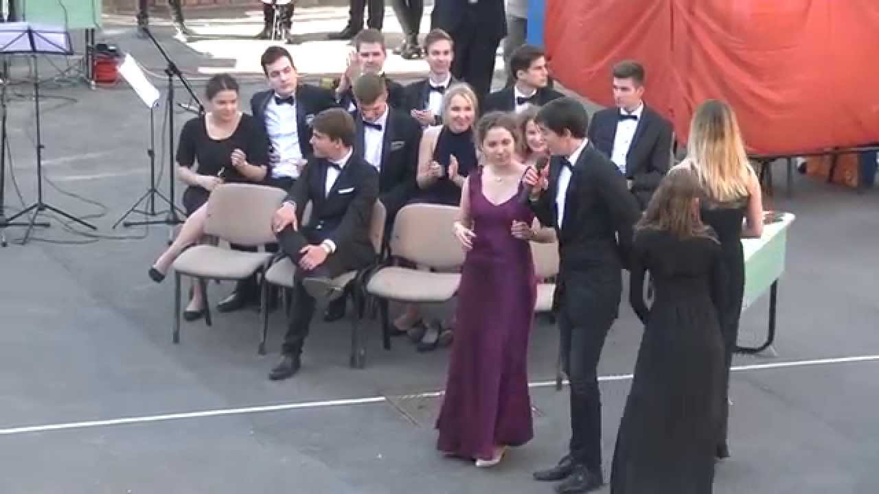 Révai Miklós Gimnázium - 11.C THE OSCARS Bevonulás 2015