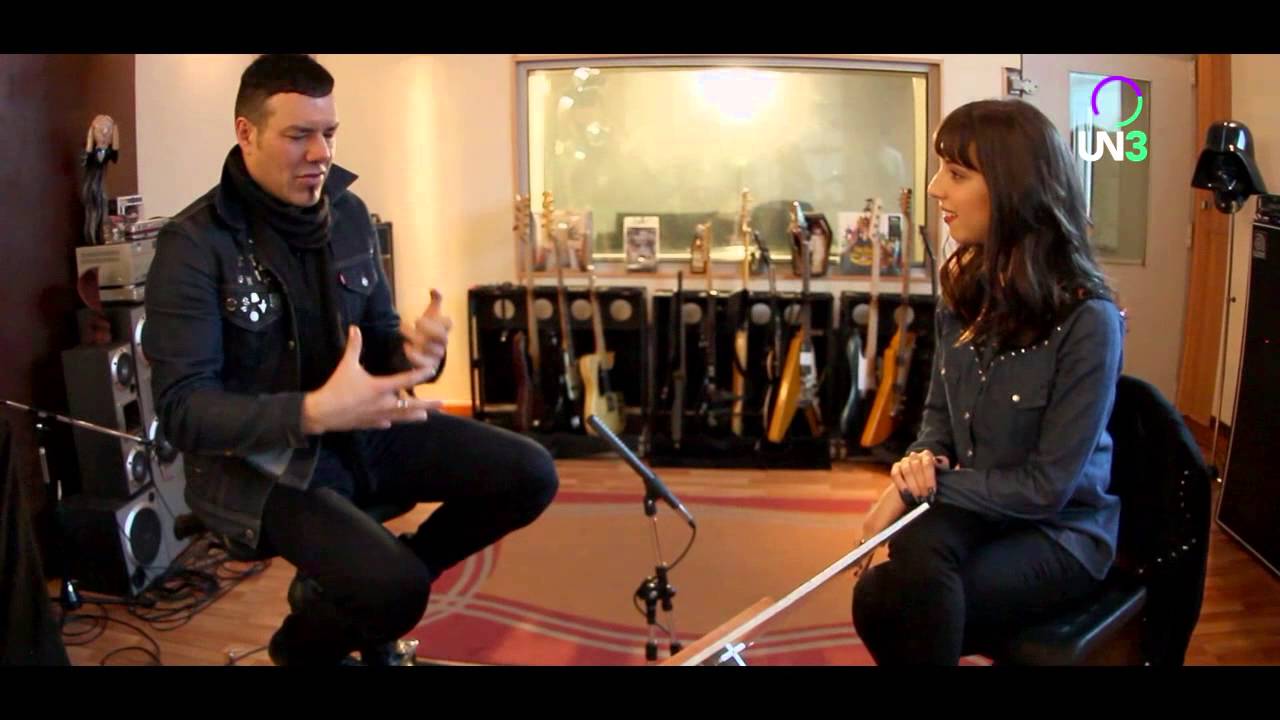 EN EL CARROUSEL | Fernando Ruiz Díaz canta 