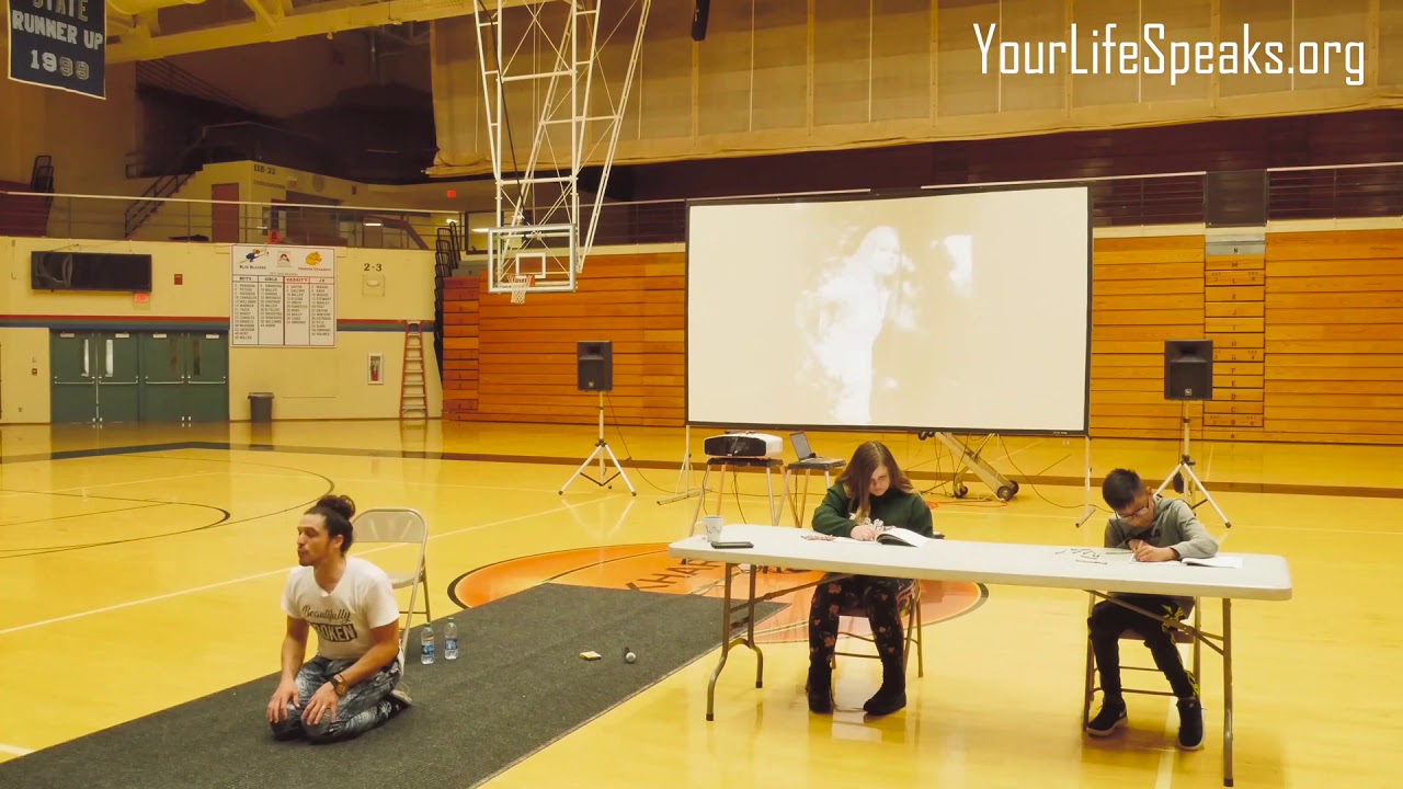 Broken Crayons Color Too