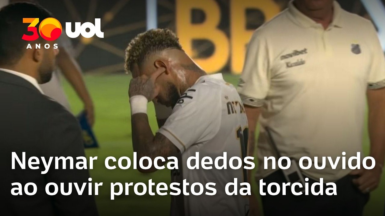 Neymar coloca dedos no ouvido ao ouvir protestos da torcida do Santos ap&oacute;s derrota para o Fluminense