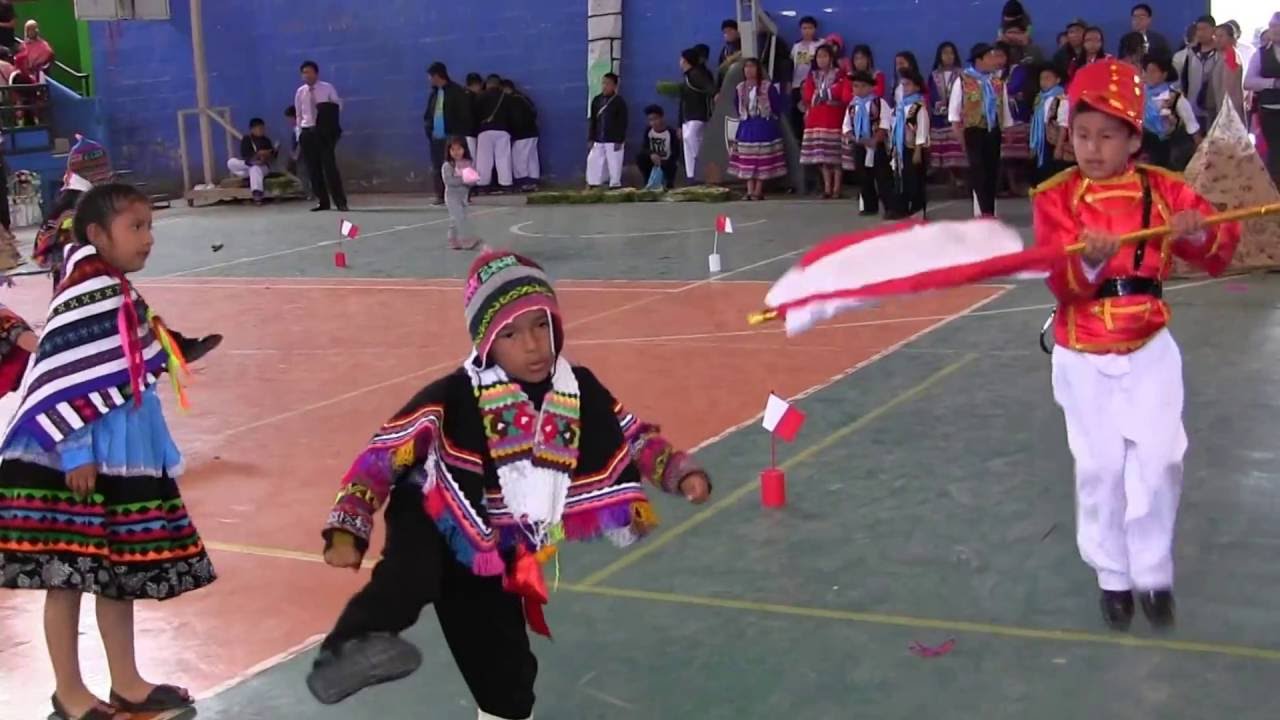 SEGUNDO – BANDERA PERUANA