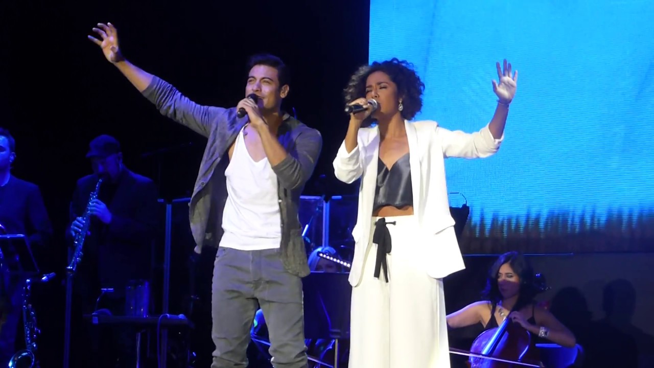 04 Esta Noche Es Para Amar - CARLOS RIVERA & Fela Dominguez ~ Wizink CEnter, Madrid 02.09.2017