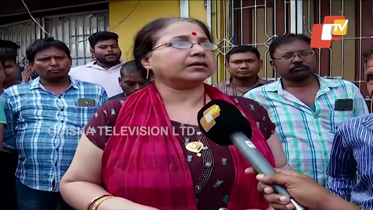 Lack of understanding with his wife and children may be cause of Raimohan’s death : his neighbour