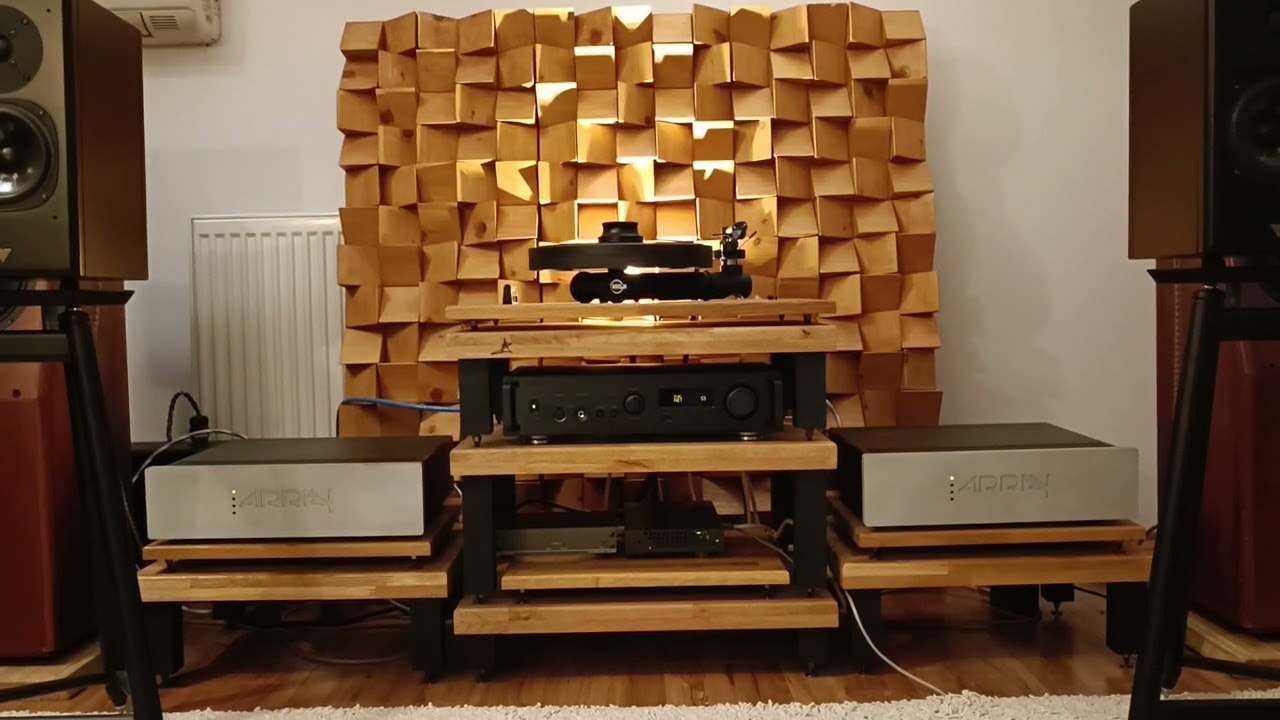 Vienna Acoustics Haydn & Teac UD-701N !