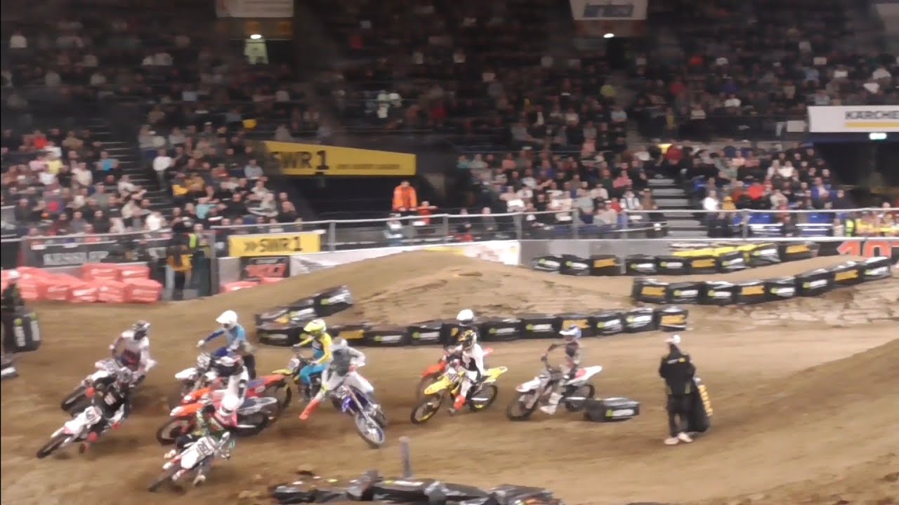 ADAC Supercross Stuttgart 08.11.2025 Many Crashes, Battles & Action