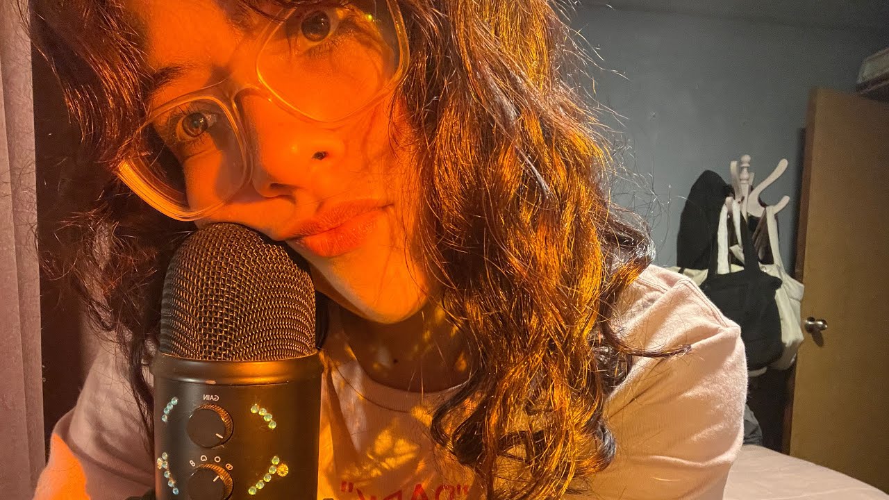 Asmr en español - Susurros, sonidos de uñas etc