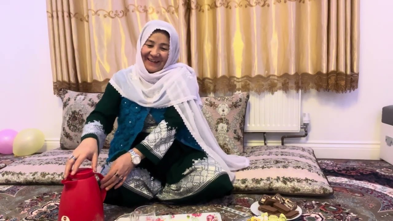 سلام دوستان رفته بودیم مهمانی خانه یکی از دوستان 🌹🌹🌹