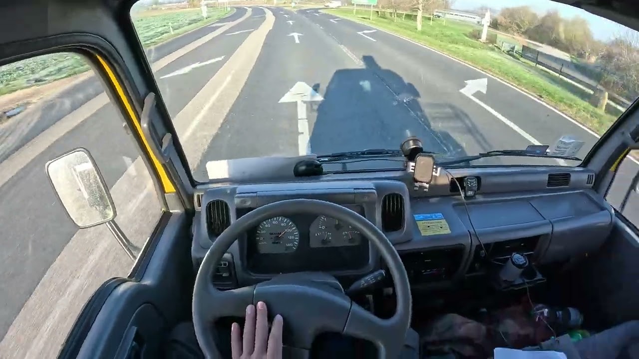 Morning Nissan Cabstar Pov driving