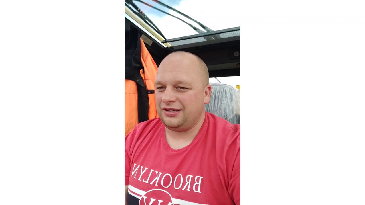 Очередной спуск кораблей. GROVE GMK 6300L-1