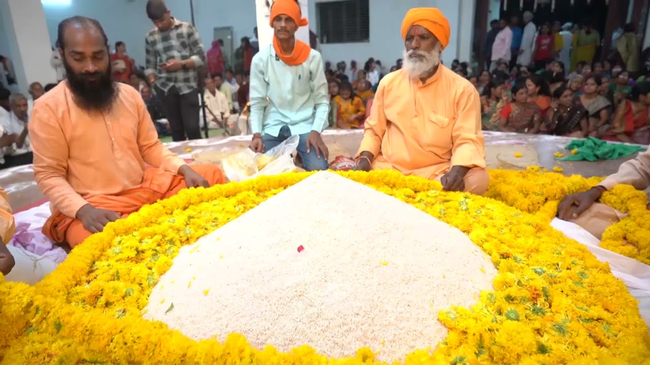गुरुवर्यआण्याजी महाराज संस्थान चांदुररेल्वे१२८वी आनंददत्त महापुजा संपन्न गुरुमहाराज दत्तगिरी महाराज🚩
