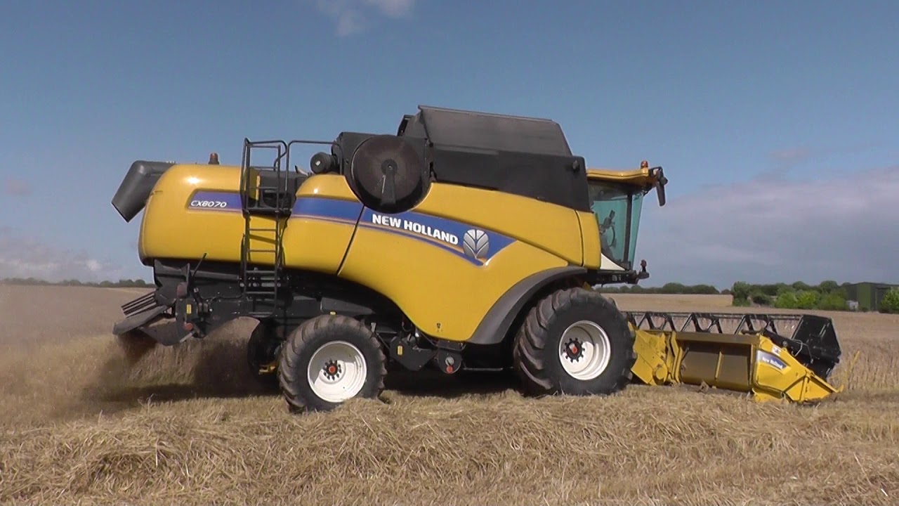 Harvest 2019 New Holland CX Combines