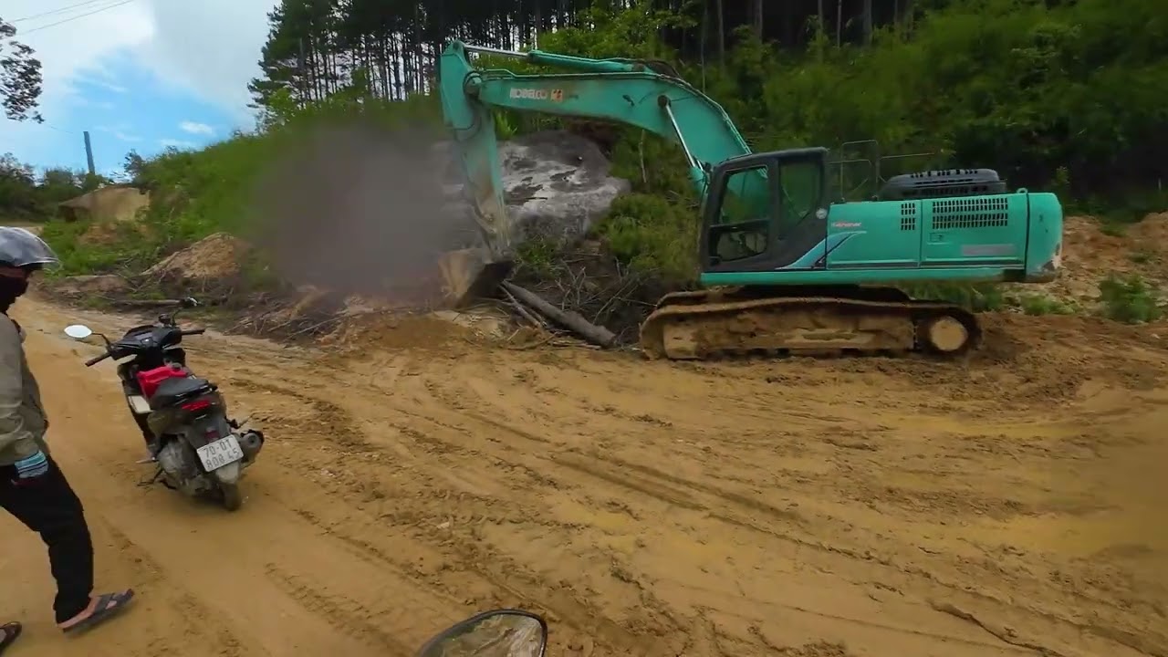Phần cuối chuyến đi Sài Gòn - Pha Thiết - Đà Lạt Test xăng và đèn xe CRF 250M