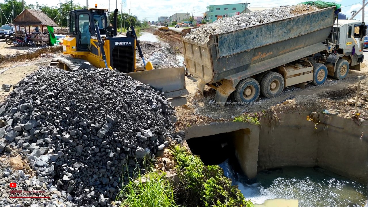 Properly Repair Starting And Good After Drainage System With Skill Dozer And Team 25.t Trucks