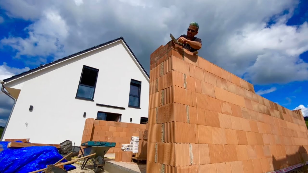 Garage bauen 2: 24cm Mauerwerk herstellen, U-Schalen für Ringanker mauern, Vollziegelauflager mauern
