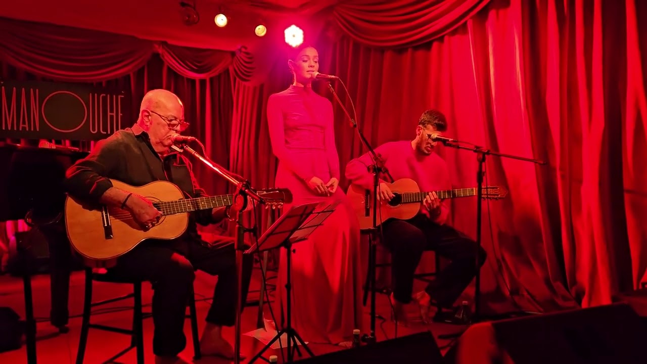 Sophie Charlotte, Cezar Mendes e Tom Veloso em Mande um Sinal de Cezar Mendes e Ronaldo Bastos