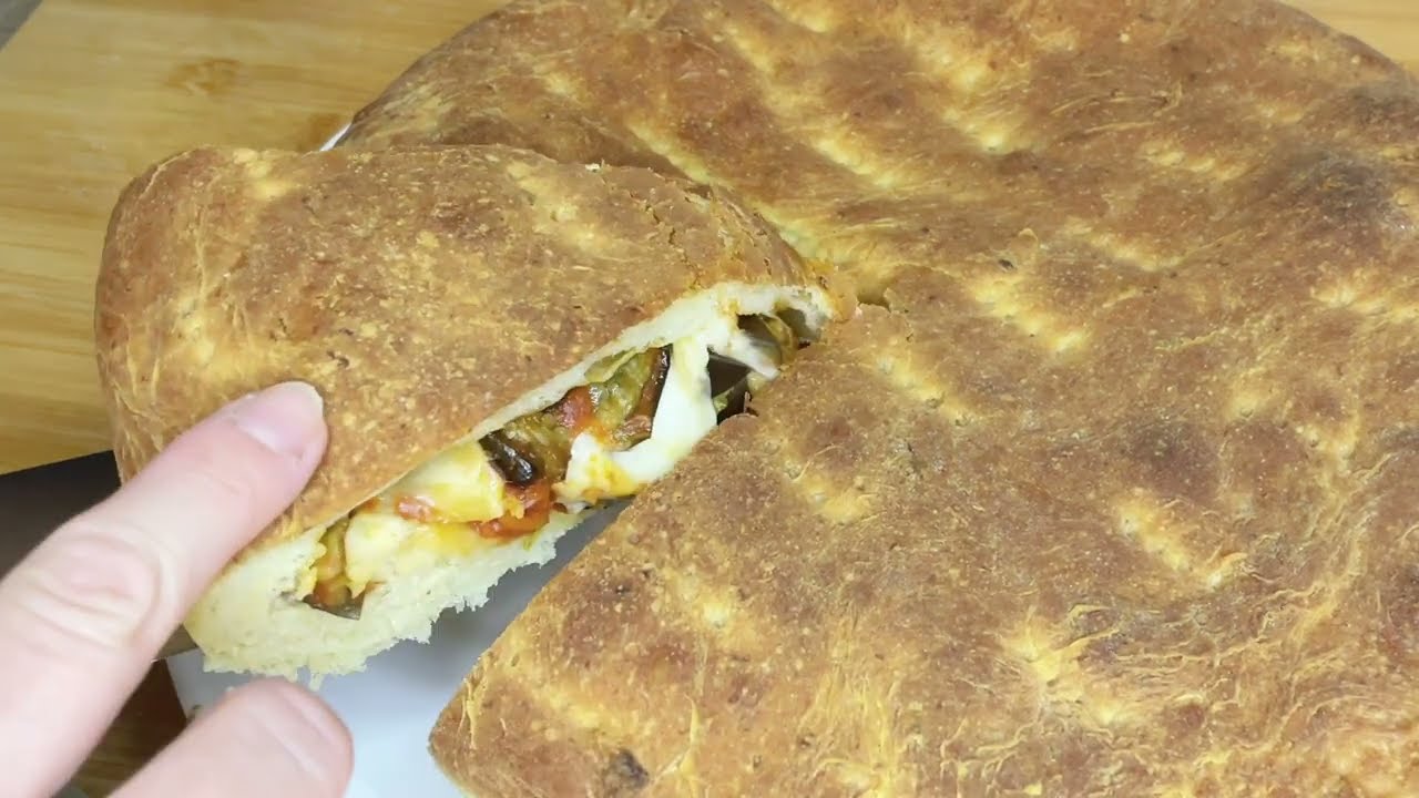 UNA BONTA' DI FOCACCIA FATTA IN CASA...SOFFICE E FILANTE!